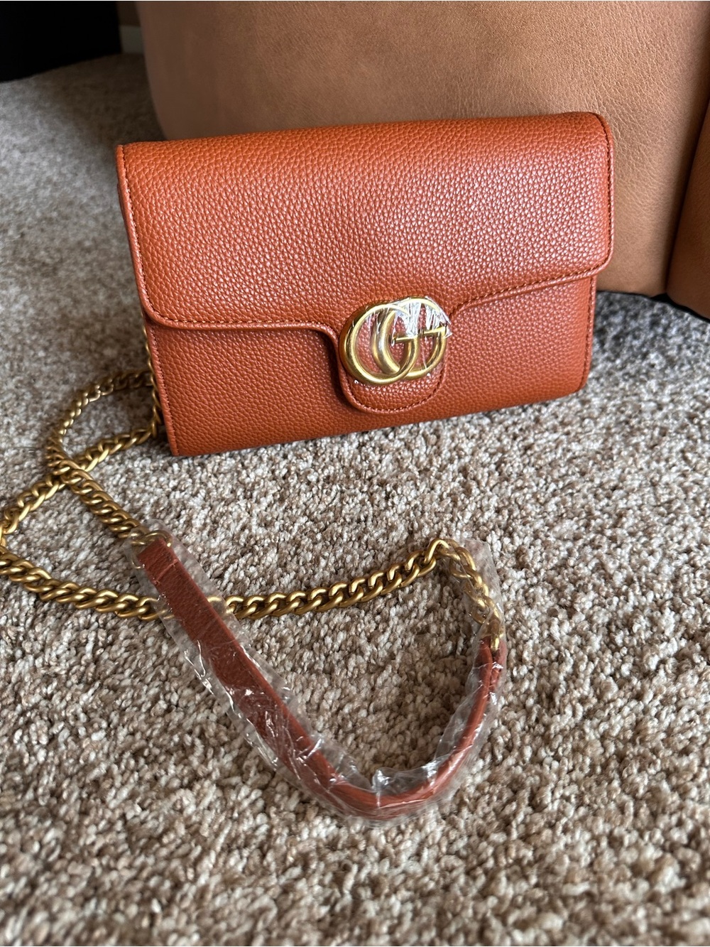Designer-Inspired Unbranded Pebbled Vegan Leather Crossbody Bag in Cognac ~ NEW